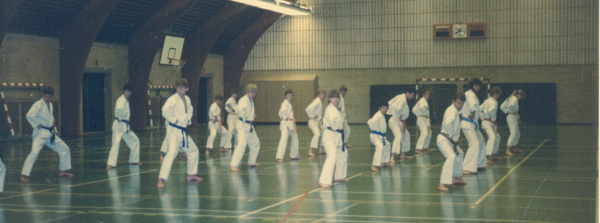  DWK-instruktørtræning 7.- 8. maj 1983 i Ellekærskolen i Århus.