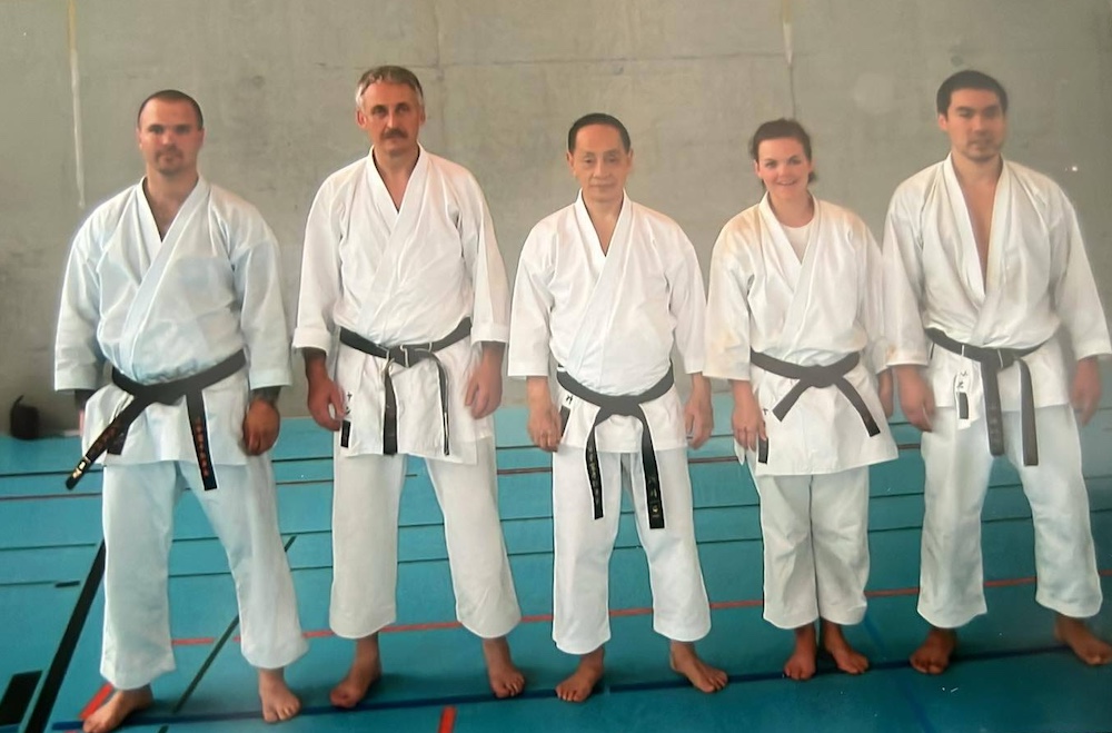 Aget i luzern, schweiz maj 2005 venstre mod højre jesper markvardsen, sensei jan spatzek, sensei tetsuhiko asai, janne klem thomsen og sensei yutaka koike